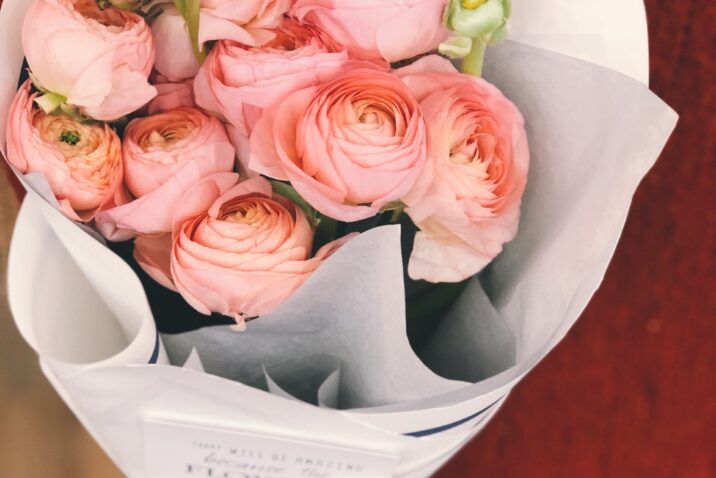 send a bouquet of flowers