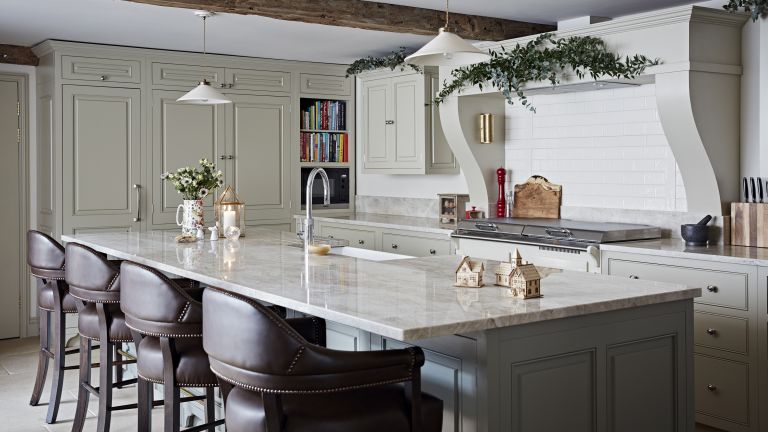 corner storage cabinets
