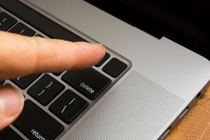 Factory reset MacBook